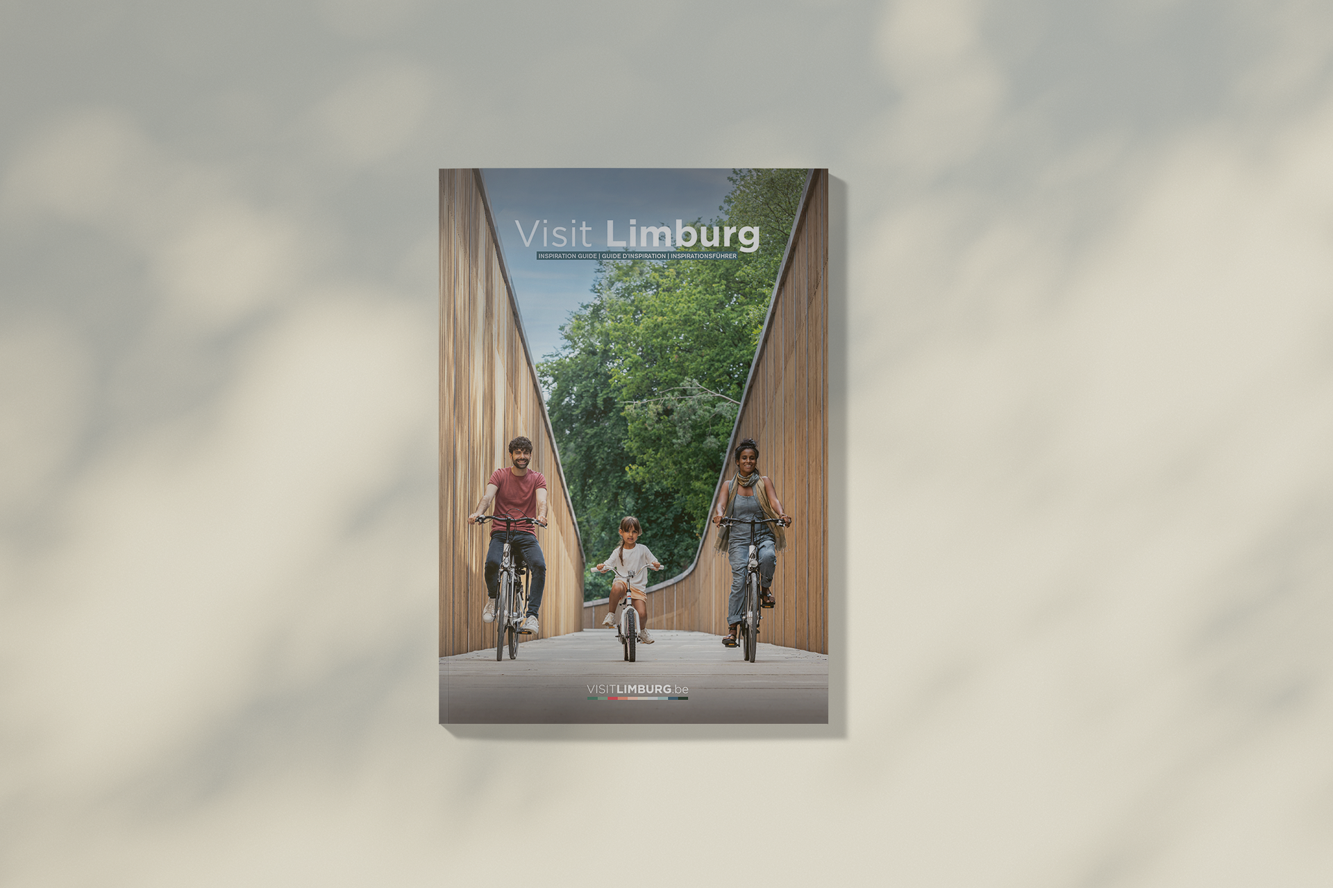 anderstaligebrochure_cover2023.png
