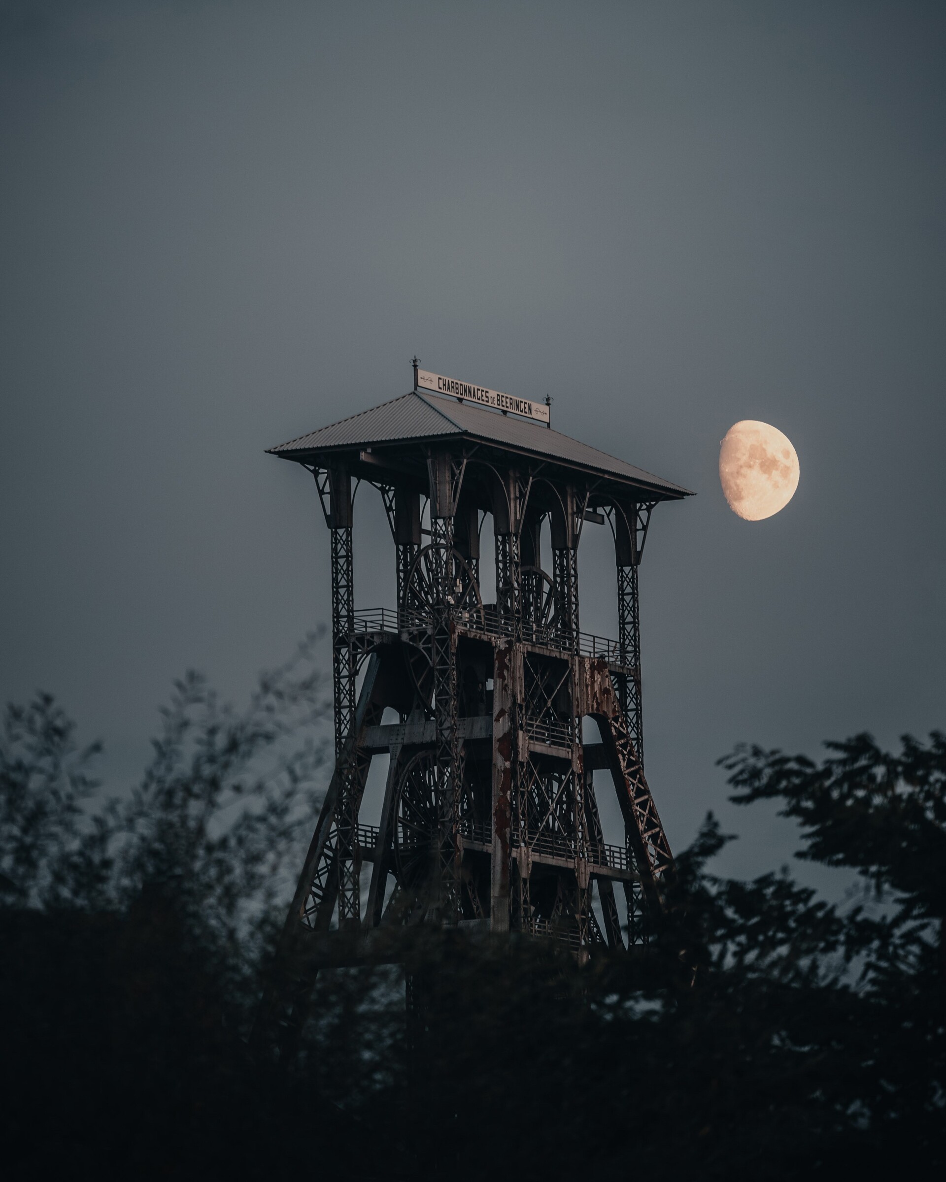 michiel_pieters_-_mijnschacht_beringen_foto_1.jpg